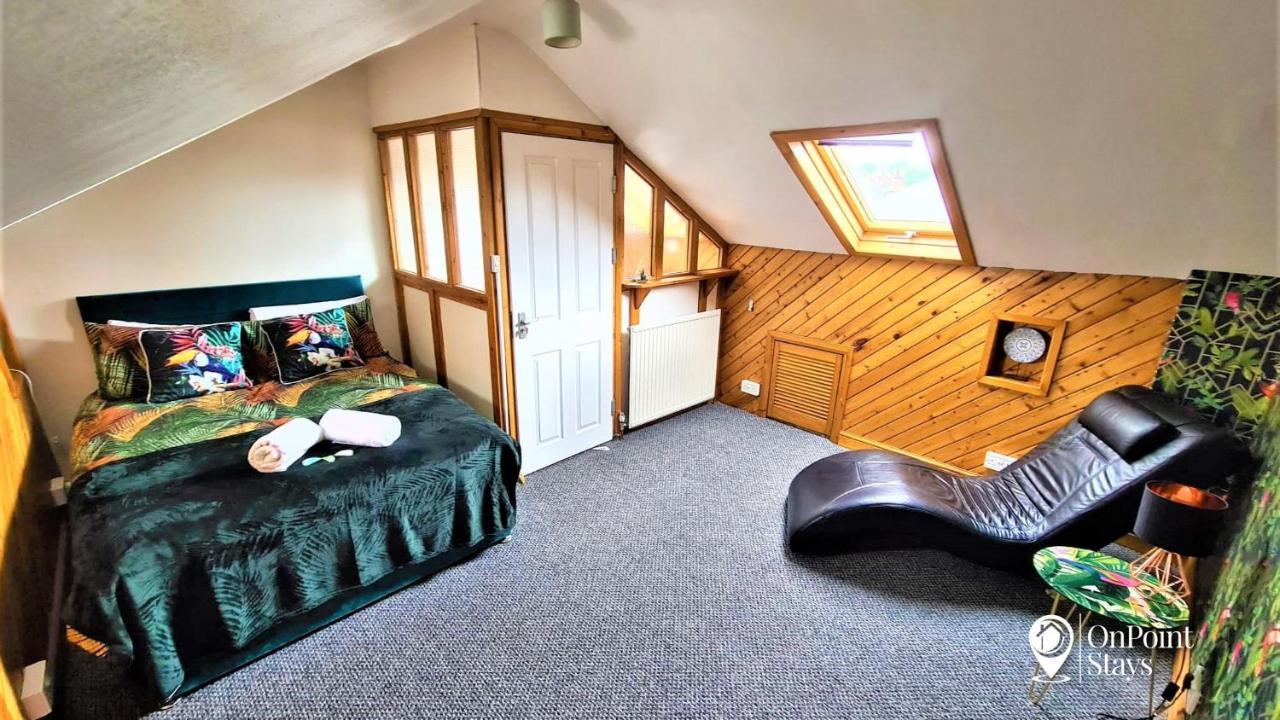 Lovely Spacious 5 Bedroom Home Near Chester City Centre Екстериор снимка